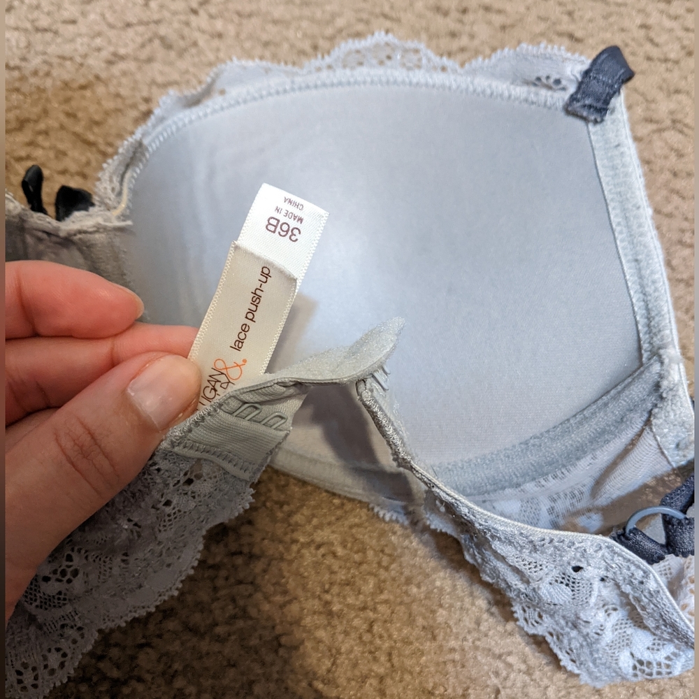 Padded bra - Picture 3 of 6